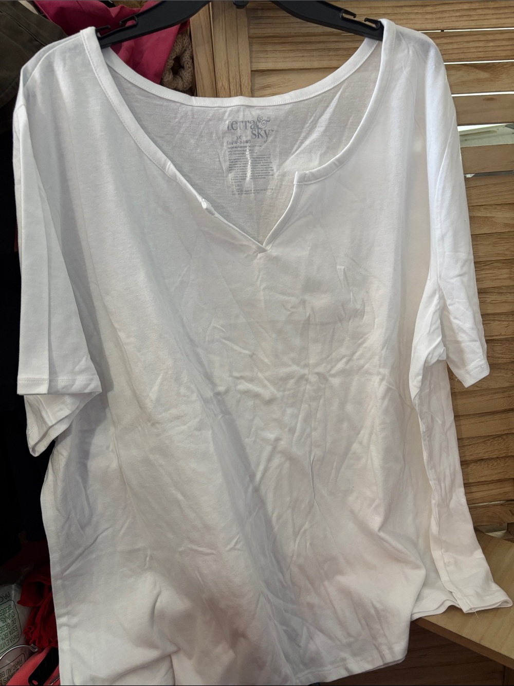 Terra & Sky White Short Sleeve Notch Neck Tee 3X